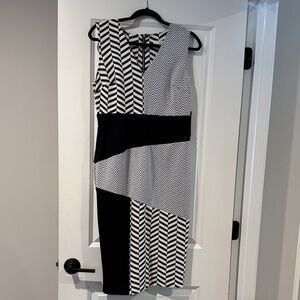 New York & Company Black and White Patterned Midi Dress